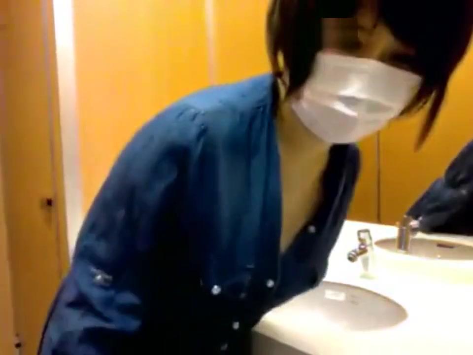 Japanese BigTits Get Caught Naked & Masturbate At Manga Cafe Live Chat 2 - 2