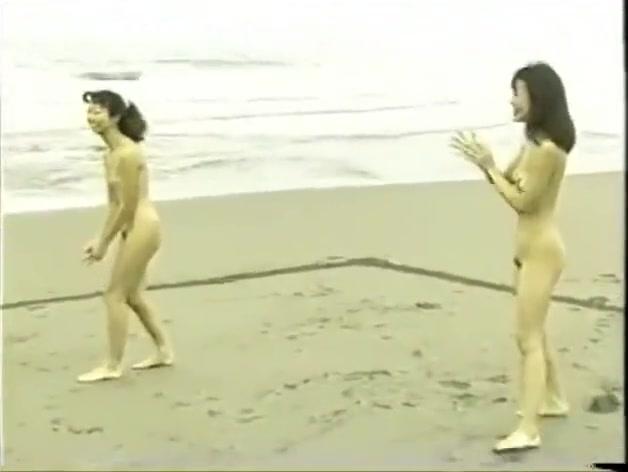 XHamsterCams  japanese nude girls play volleyball on the beach Private Sex - 1