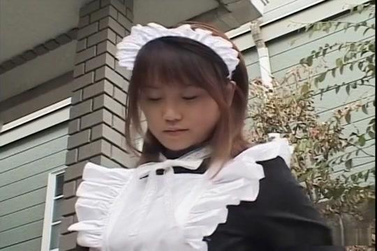 Mind and cock blowing japanese maid training! - 1