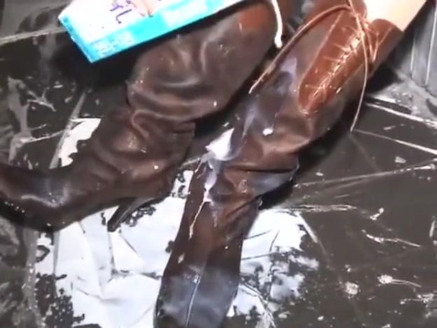 Culito  Wet and Messy Boots Scene 12 Fux - 2
