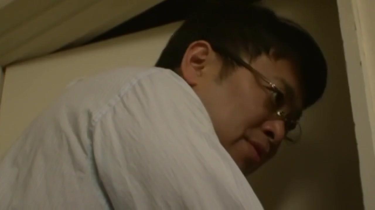 Tittyfuck Cute japanese teen seduced by oldman Office