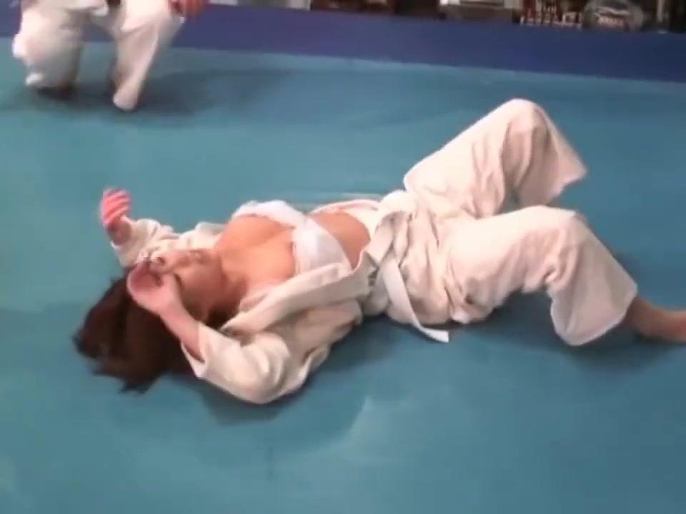 Tube77 Judo girl VS Wrestling boy maledom Gay Sex