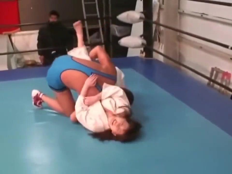 Judo girl VS Wrestling boy maledom - 2