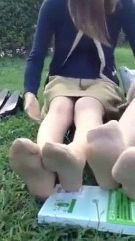 Master tickle feet Bucetuda