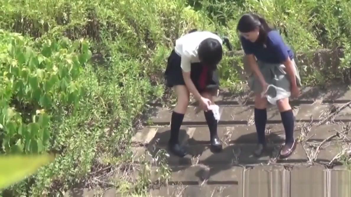 Pinay Japanese teens gush piss Boots