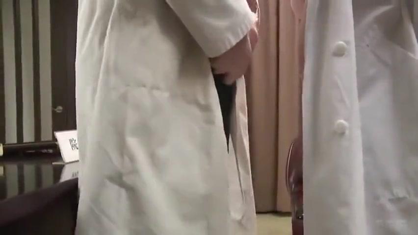 Lucky doctor bangs hot japanese nurse on a hospital - 1