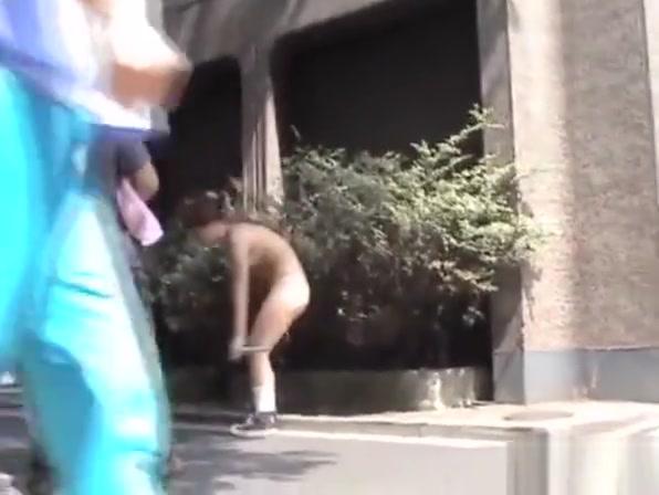 Gaysex JAV public nudity stark naked construction worker...