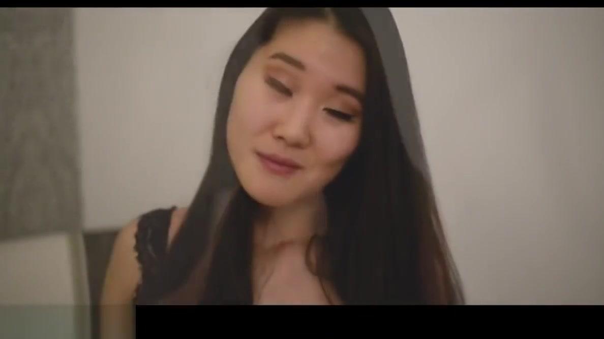 Chinese-Japanese Asian teen girlfriend Katana has sex in the - 2