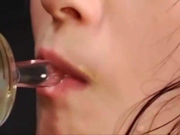 Dominate Japan honey girl swallow 1.5 liters of piss... AMAZING! FloozyTube