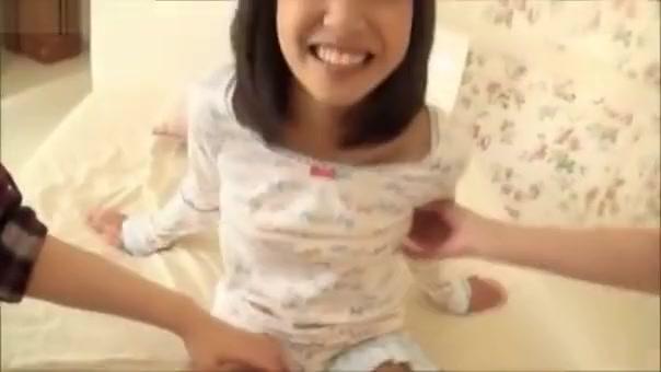 Peluda  Japanese girl tickling 4 Leggings - 1