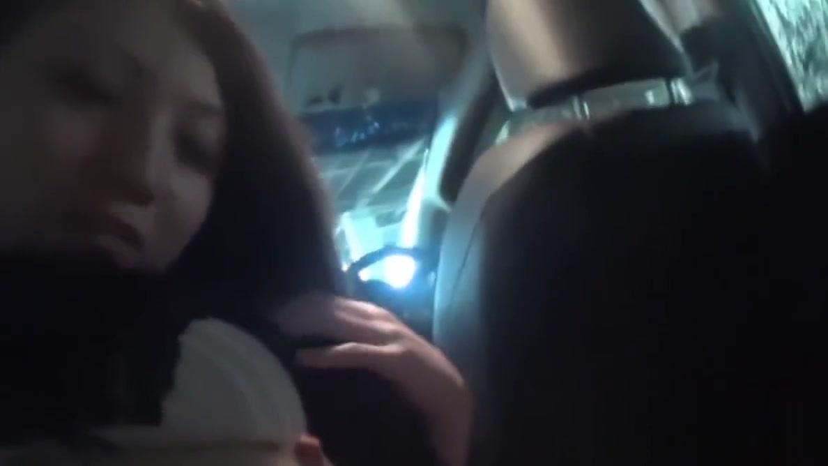 Super cute Japanese teen banged in the back seat - 2