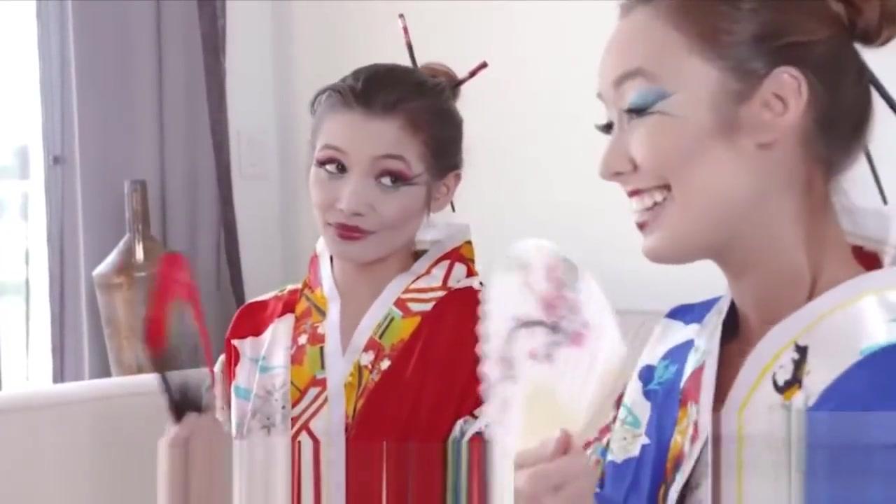 Work Lesbian Geisha Teen Massaged Bribe