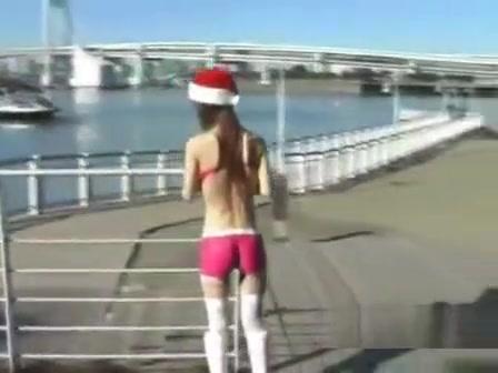 Low quality video of girl walking around nude with body paint - 1