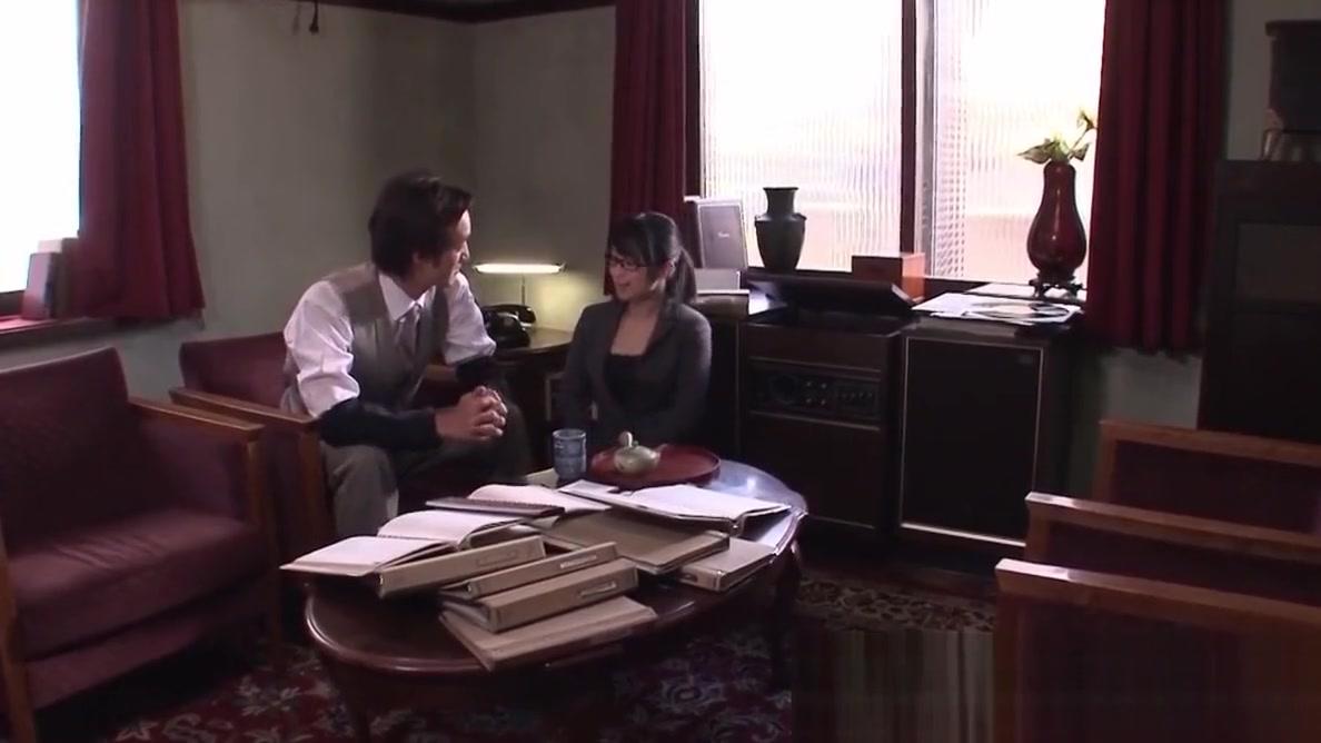 videox  Japanese secretary blows her boss in the office xxx 18 - 1