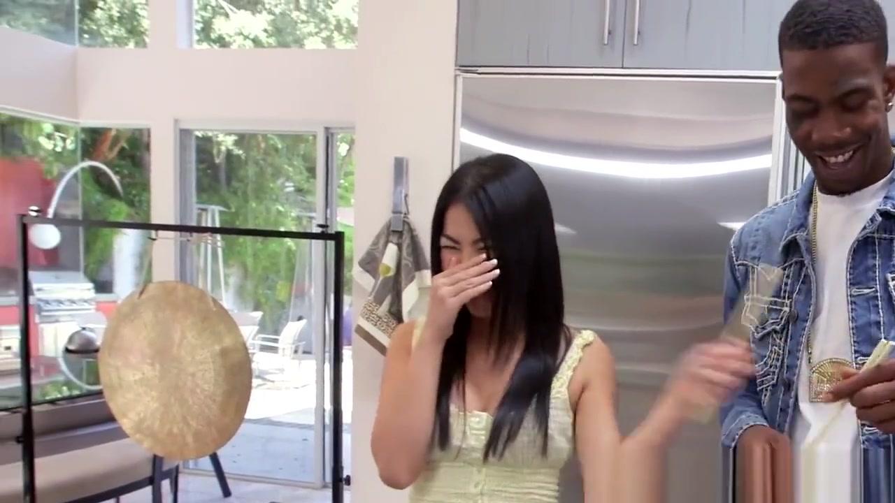 Giggly japanese chicks takes big dick - 2