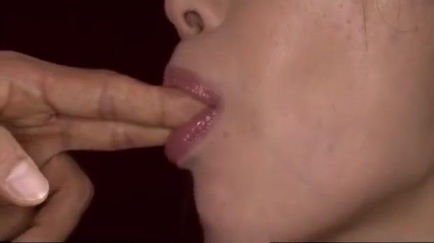 Rina tries cock between her sensual lips - 2