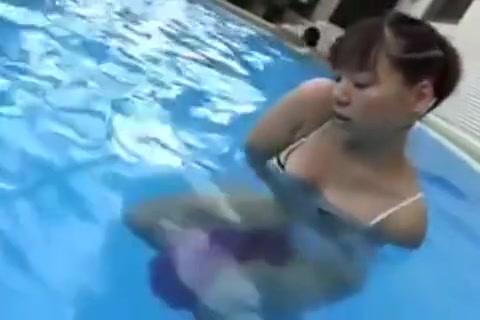 AnyPorn Teen Girls Swimming Pool Orgasm Sexy Whores