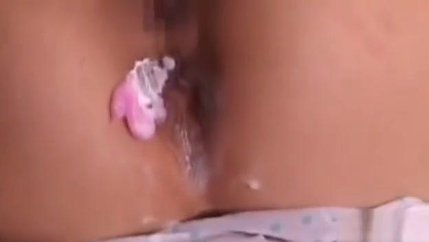 Pack Shy Asian Girl Getting Her Pussy Shaved And Rubbed On...