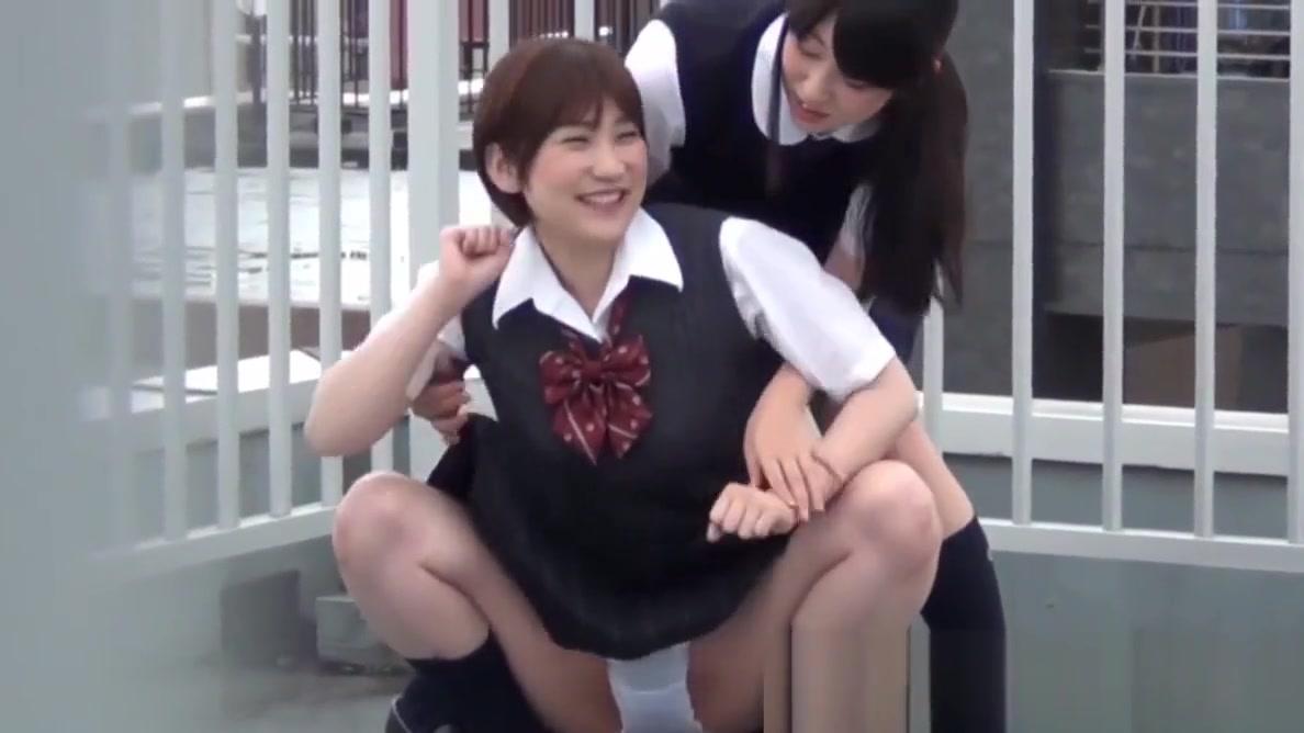 Japanese schoolgirl with hairy pussy peeing outside - 2