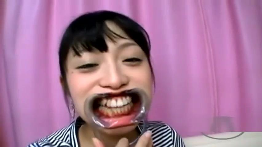 Asian Girl Gag In Mouth Getting Her Teeths Licked Nose Tortured With Hooks - 1