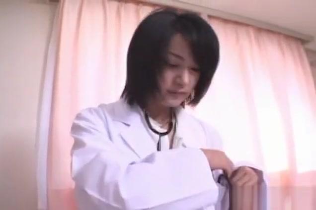 Shinobu Mizushima Busty Female Doctor Asian babe Plays Doctor With Guys - 2