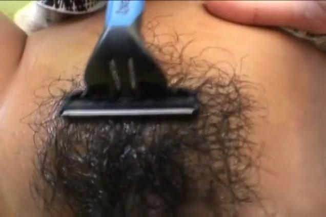 18QT Yuu Aine Asian doll is shaving her tight pussy Ass Fucked