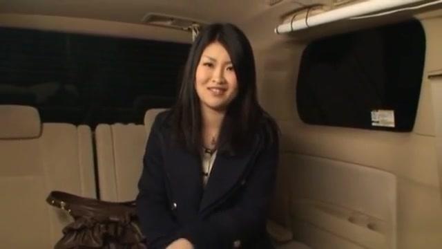 POV hot cock sucking at the back of a car by a cute Japanese model - 1