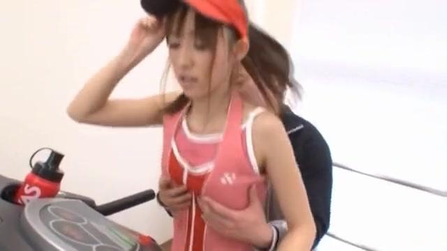 Workout Girl Maho Uruya Gets Stretched At The Gym - 1