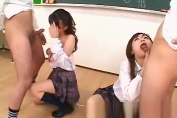 Amateur Porn  Japanese Schoolgirls Orgy Pussyfucking - 1