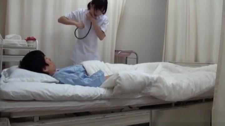 Ball Busting  Lovely Japanese nurse enjoys giving amateur headfuck Gay Cock - 1