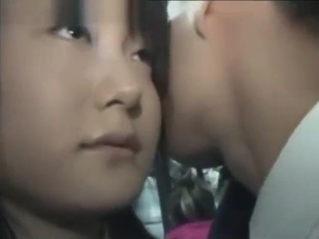 Hymen Asian Schoolgirl Gives Handjob On Bus CzechGAV