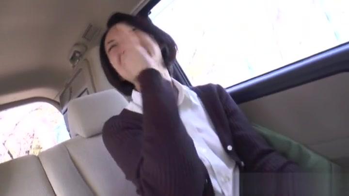 Hot Whores  Horny asian mature enjoys hard sex in the car Dick Sucking Porn - 1