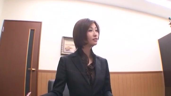 Akari Asahina horny office lady gets milf pussy banged - 1