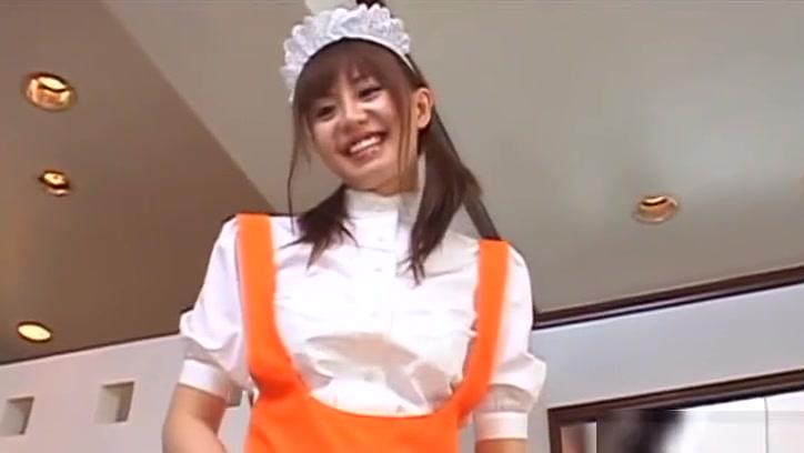 Coeds  Asian amateur is a hot maid in cosplay mmf VideosZ - 2