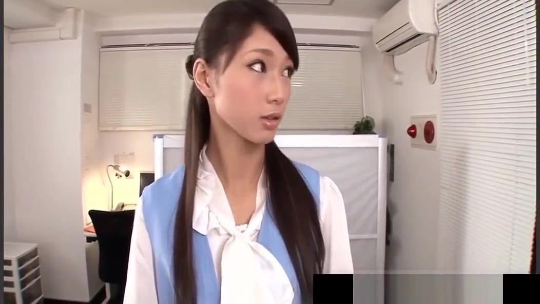 [JavTiny.Com] Japanese Secretary Has a Two Dildos in Her Holes - 1