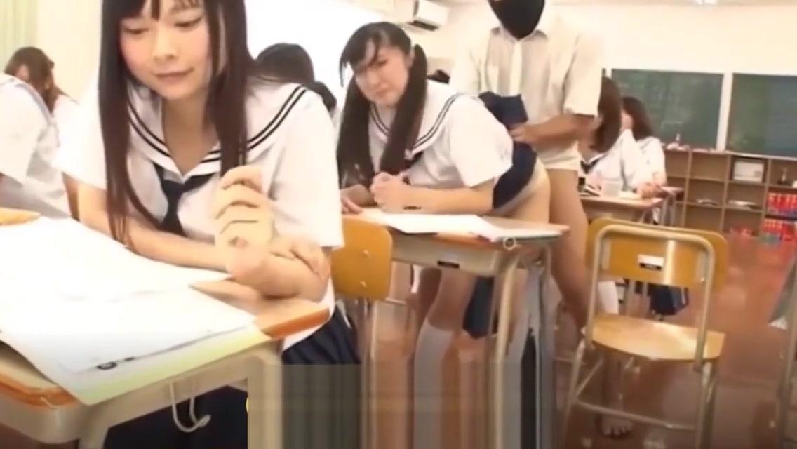 Asian teens students fucked in the classroom Part.2 - [Earn Free Bitcoin on CRYPTO-PORN.FR] - 1