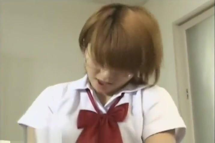 Japanese high school girls abusing new student - 1