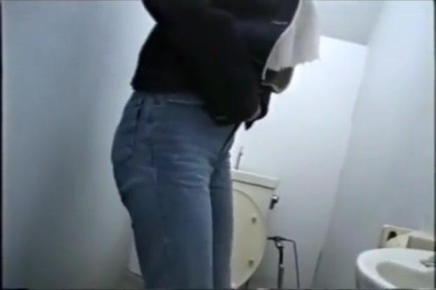 Pierced  toilet jeans omorashi Gay Cumshot - 1