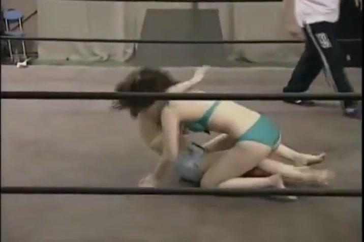 Free Fuck  Japanese Bikini Catfight Wrestling Booty - 1