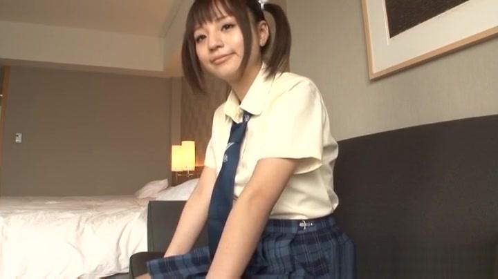 Nasty Asian teen Hitomi enjoys hot threesome - 2