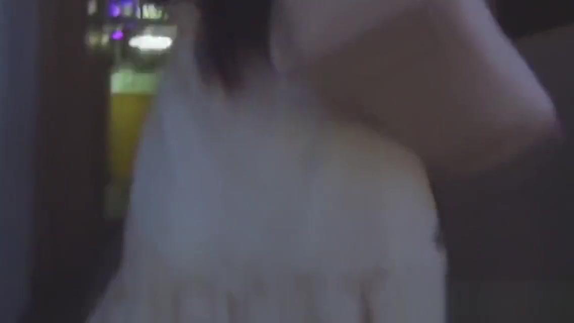 C.urvy Fetish asian teenager peeing on stairs Gotblop