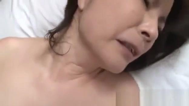 Stepmother Asian mature with saggy tits has great sex Real Amateurs