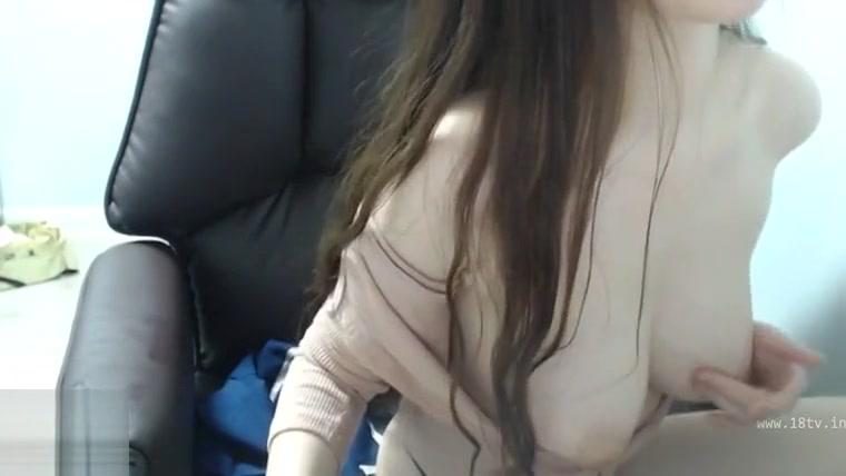 Beautiful Korean shows her round tits - 1