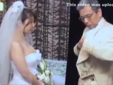 Japanese aged husband and young wife (Full: bit.ly/2C1A9lP) - 2