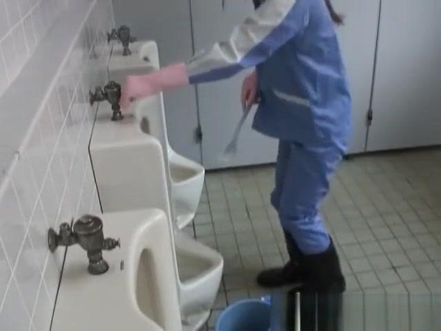 Asian beauty is cleaning the mens room part2 - 2