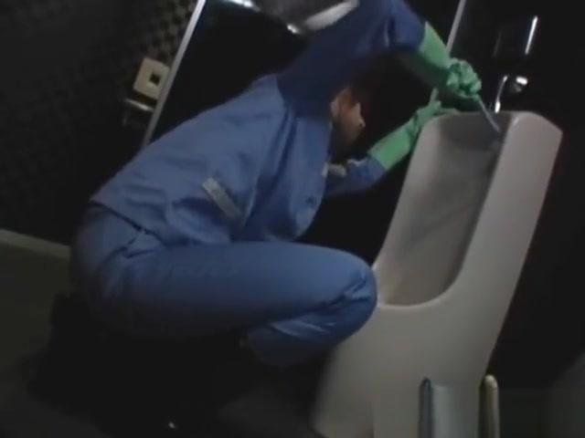 Asian attendant is cleaning the wrong part2 - 2