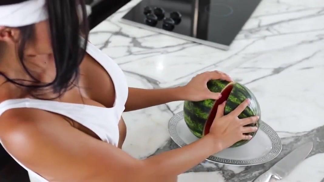 Tiny Tits  Hot and Horny Asian Girl Cools Off with Watermelon and Cock Mms - 2