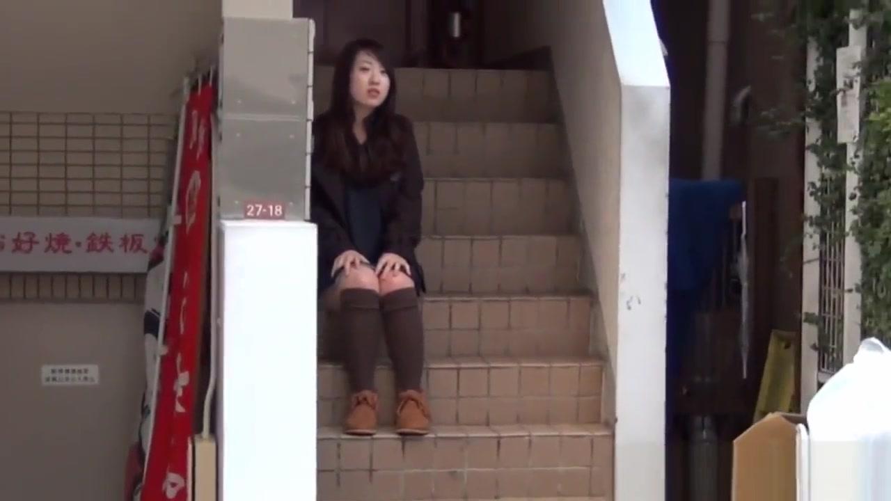 RedTube Japanese babes flashing Heels
