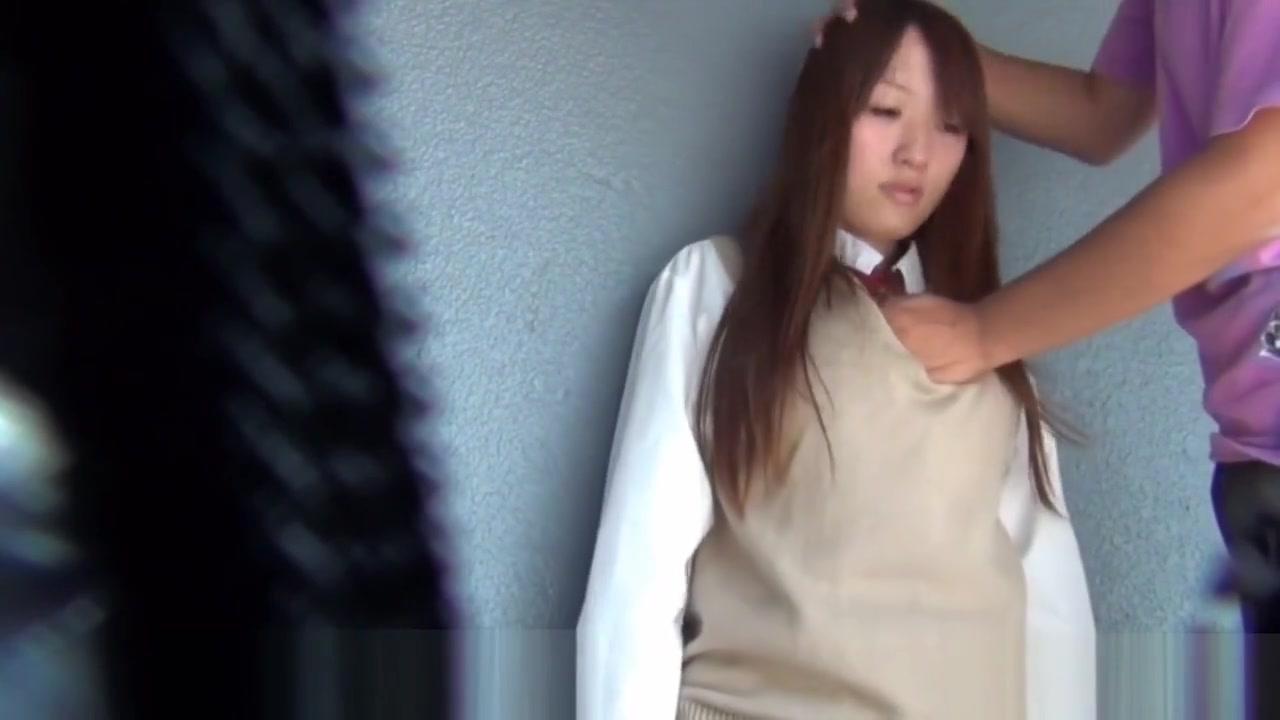 Naked Japanese schoolgirl fucks Polla