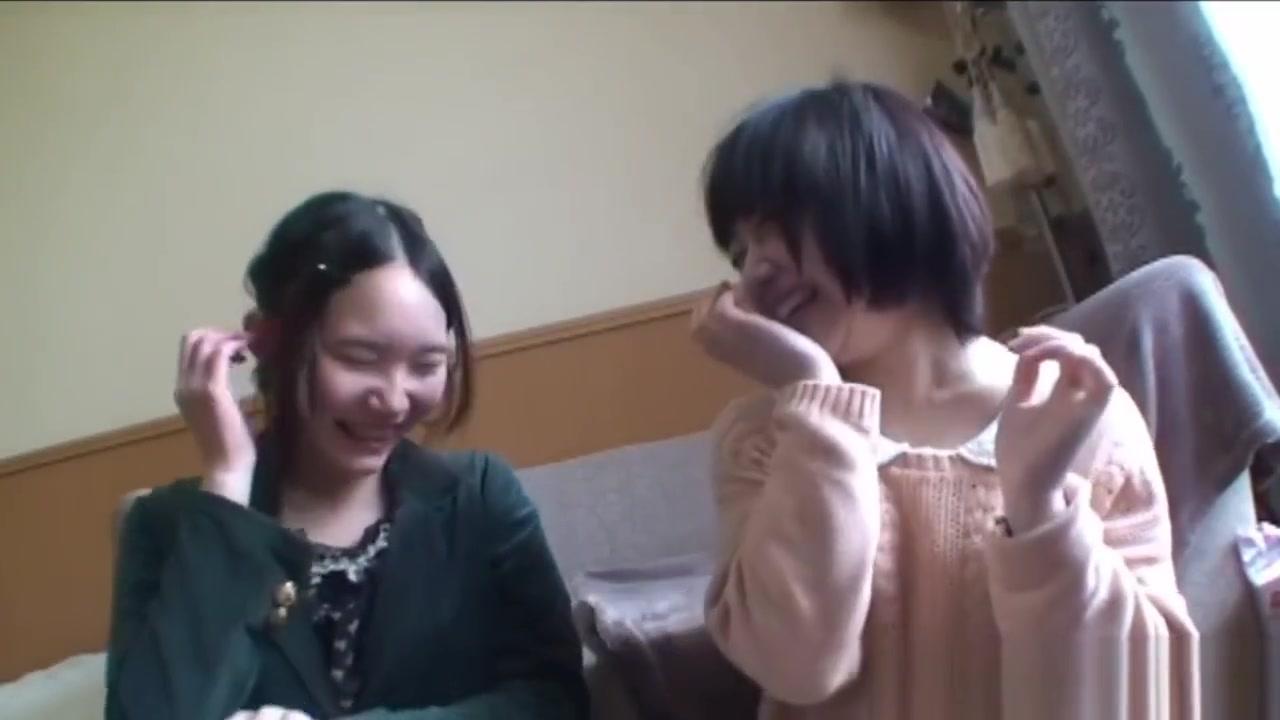 Flaca  Japanese lesbian pissing Black - 2